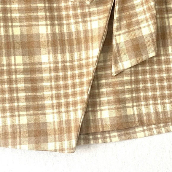 Aritzia Wilfred Wrap-Front Plaid Skirt - Picture 5 of 9